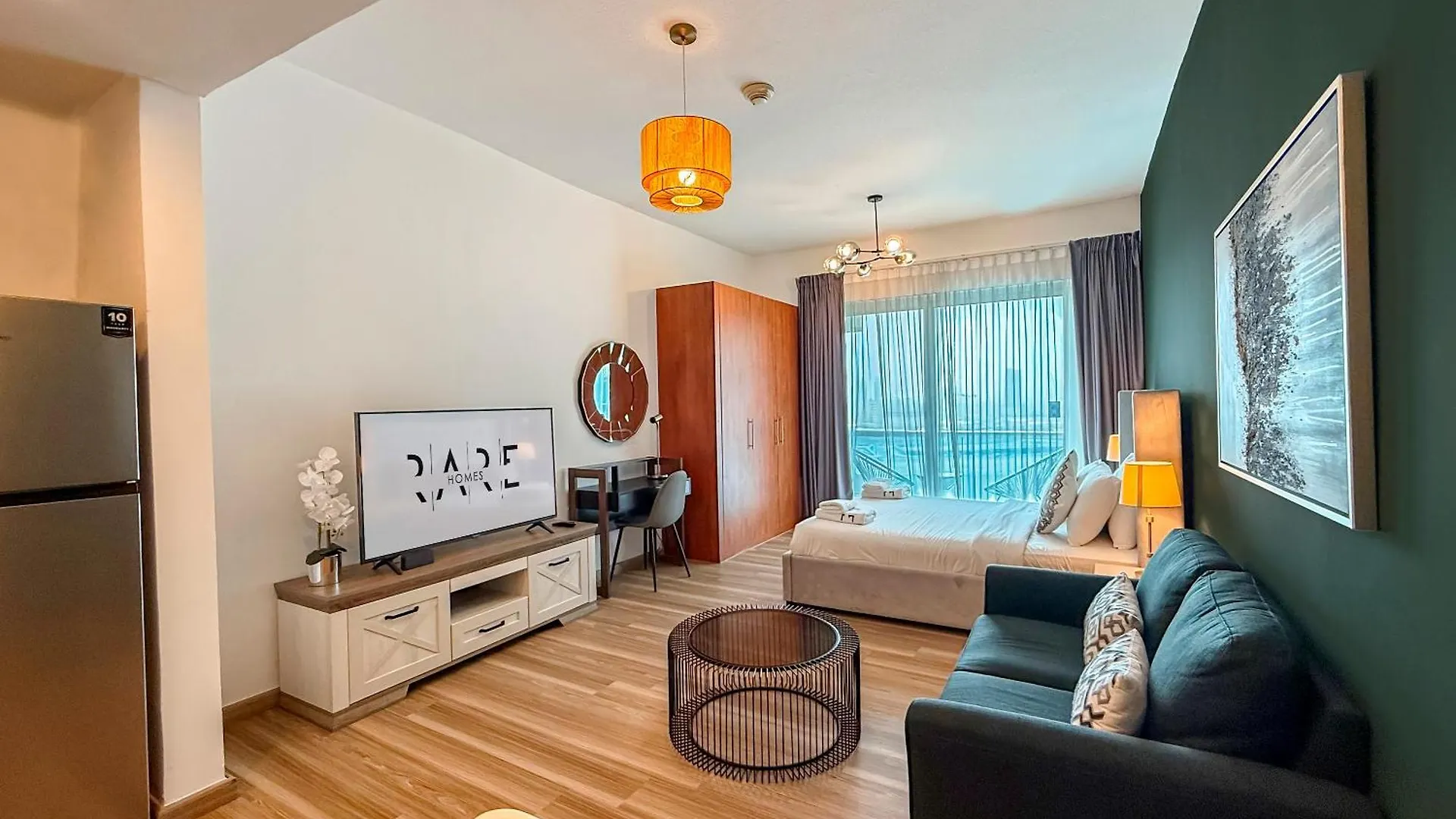 Rare Holiday Homes - Lake View - The Crescent Tower A - Near Me'Aisem Mall - R702 Dubaj 0*,
