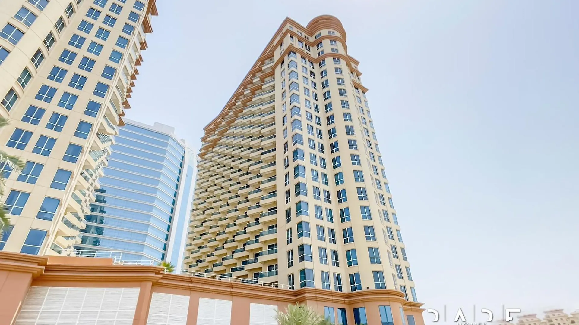 Rare Holiday Homes - Lake View - The Crescent Tower A - Near Me'Aisem Mall - R702 迪拜 公寓