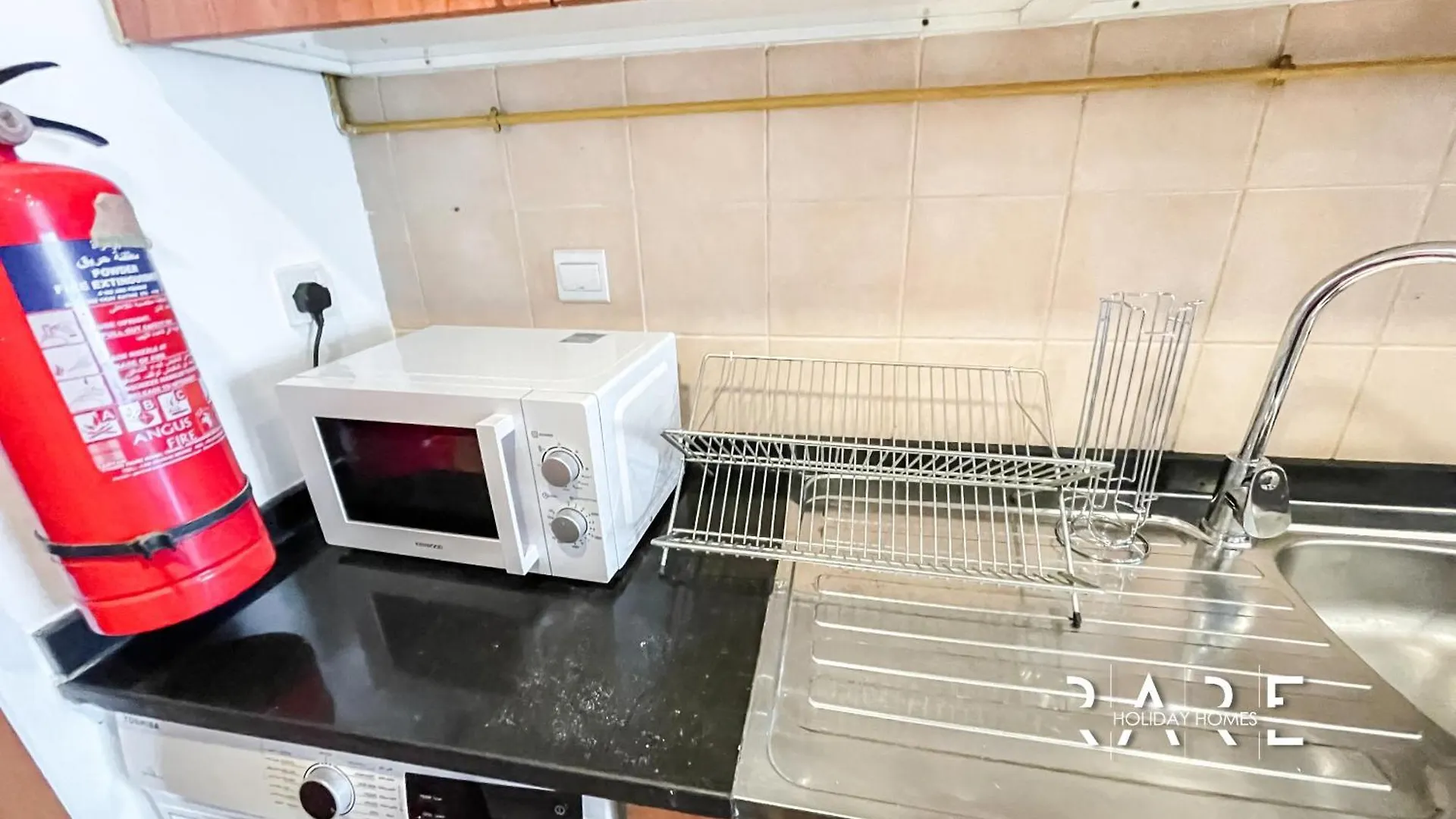 Apartment Rare Holiday Homes - Pool And Lake View - The Crescent Tower A - Near Me'Aisem Mall - R702 Dubai