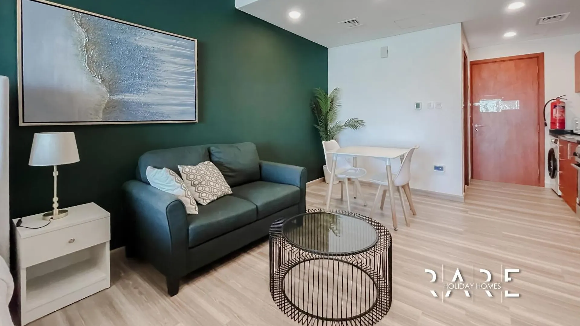 Apartment Rare Holiday Homes - Pool And Lake View - The Crescent Tower A - Near Me'Aisem Mall - R702 Dubai United Arab Emirates