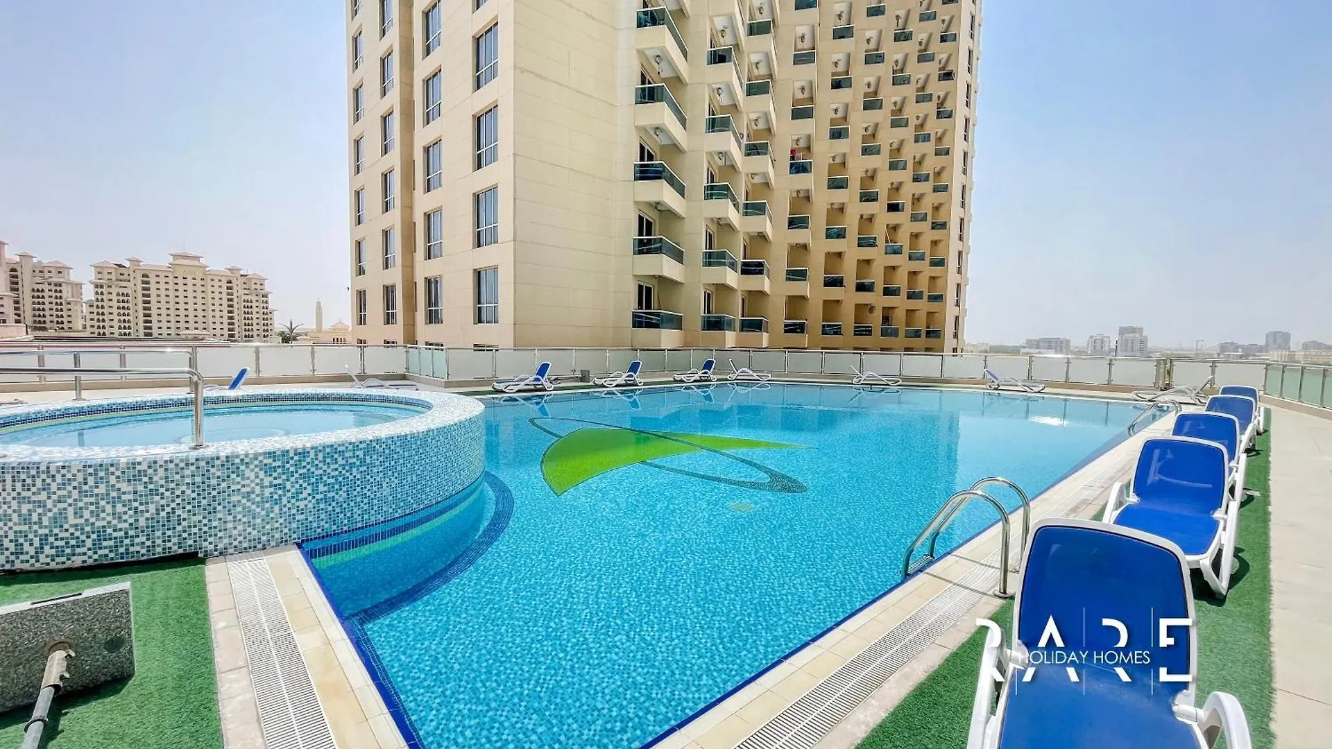 Apartment Rare Holiday Homes - Pool And Lake View - The Crescent Tower A - Near Me'Aisem Mall - R702 Dubai