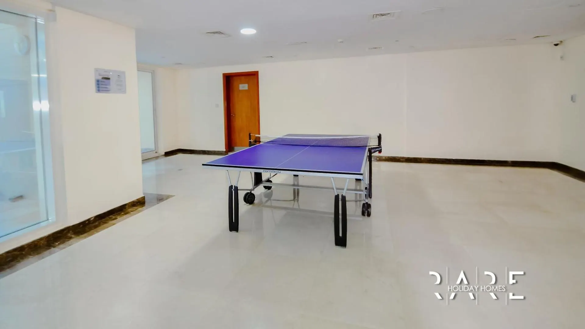 Apartment Rare Holiday Homes - Pool And Lake View - The Crescent Tower A - Near Me'Aisem Mall - R702 Dubai